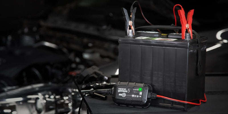 NOCO GENIUS5 5A Batterieladegerät für 6V/12V-Batterien mit Wartungs- und Entsulfatierungsfunktion