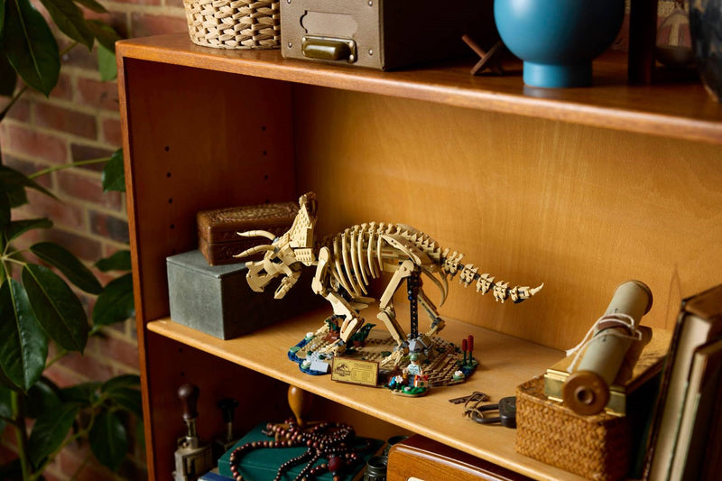 LEGO JURASSIC WORLD 77985 Dinosaur Fossils: Triceratops