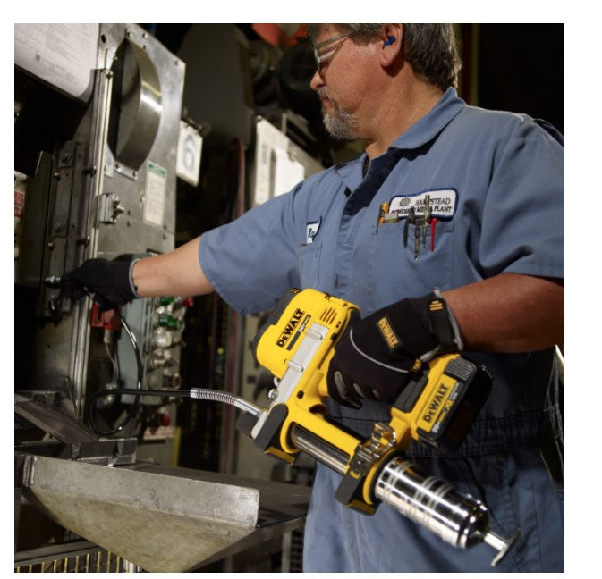 DeWALT DCGG571M1 power grease gun
