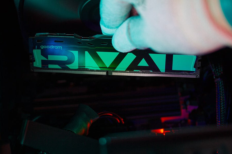 Goodram *DDR4 Rival Radiant 32GB (2*16)/3200 CL16 Green memory module 2 x 16 GB 3200 MT/s 288-pin DIMM