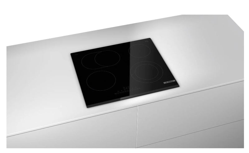 TABLE DE CUISSON CÉRAMIQUE BOSCH PKN631FP2E
