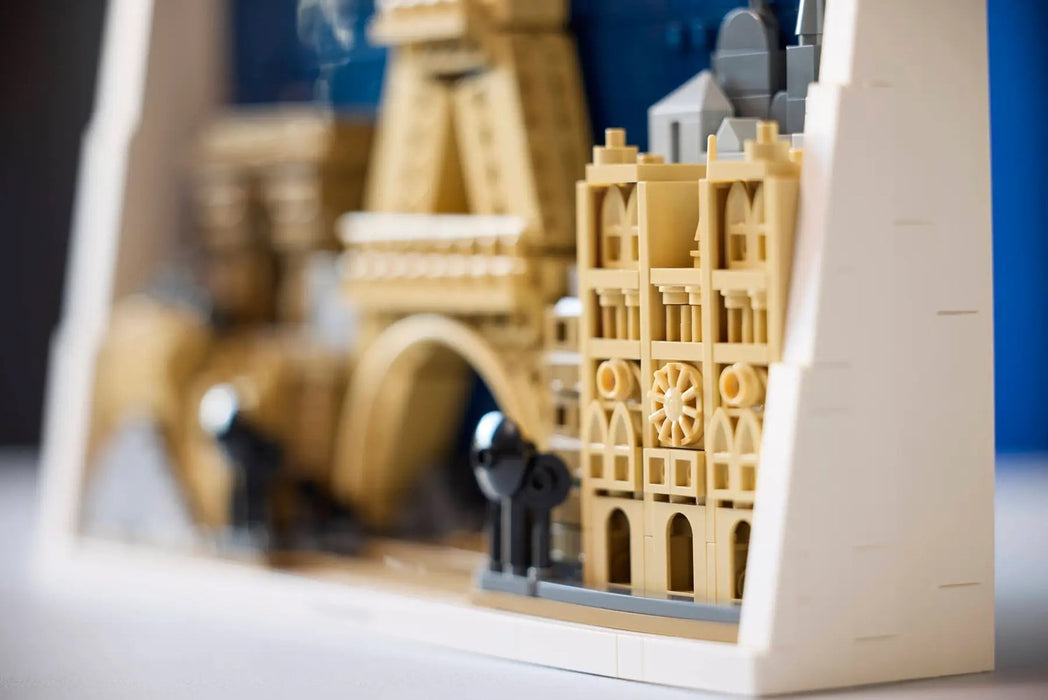 LEGO ARCHITECTURE 21064 Paris   City of Love