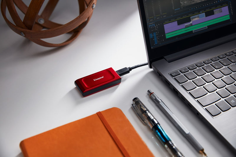 2TB POCKET-SIZED SSD XS1000R