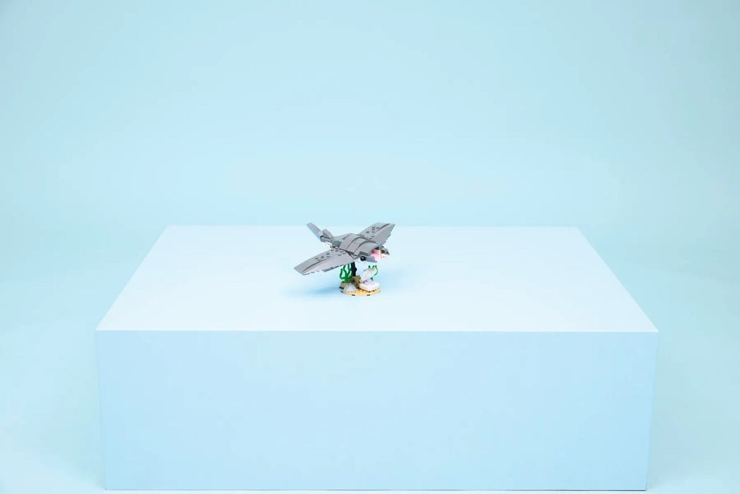 LEGO CREATOR 3 IN 1 31381 Fierce Shark with a Treasure Chest