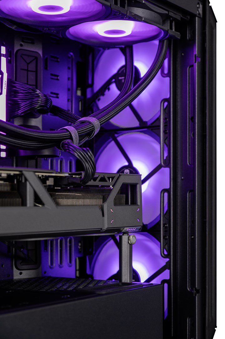 Actina 5901443415138 PC Intel® Core™ i7 i7-14700KF 32 Go DDR5-SDRAM 2 To SSD NVIDIA GeForce RTX 5090 Boîtier Moyen Tour Noir