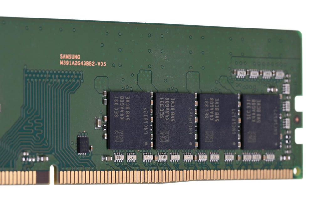 Samsung M391A2G43BB2-CWE memory module 16 GB 1 x 16 GB DDR4 3200 MHz ECC