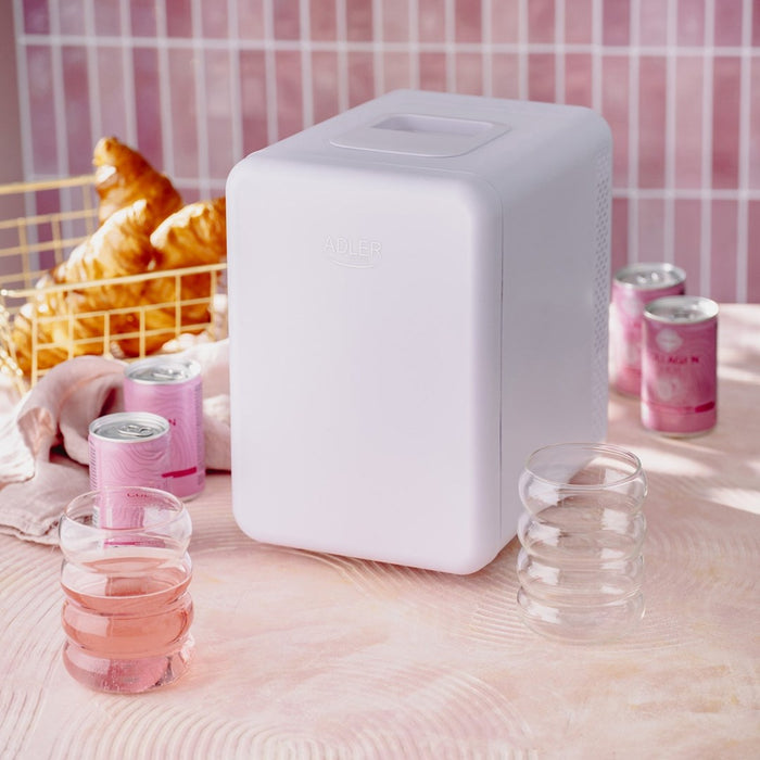 Adler AD 8084w Freestanding mini fridge White