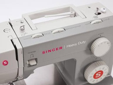 SINGER HD 4411 sewing machine