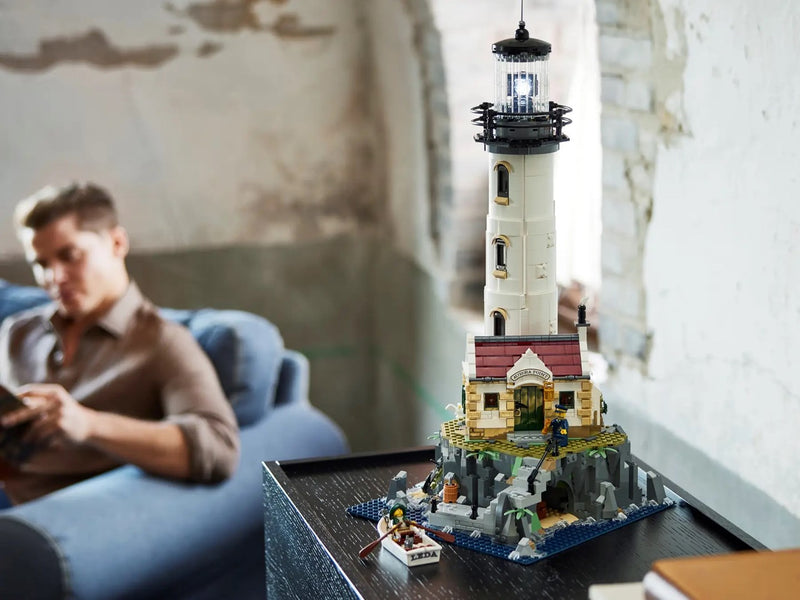 LEGO IDEAS 21335 MOTORIZED LIGHTHOUSE