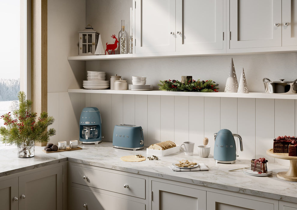 Smeg TSF01SBMEU toaster 6 2 slice(s) 950 W Blue