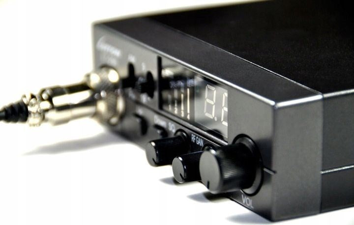 Luiton LT-298 ASQ AM/FM CB Radio Cigarette Lighter Plug Black