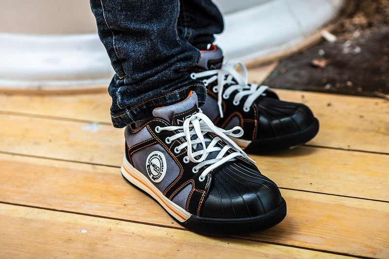 NEO tools 82-117 safety footwear