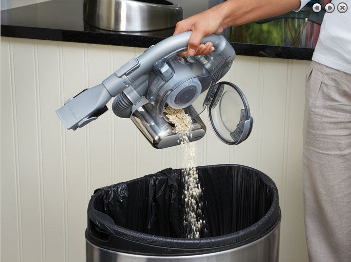 Black & Decker PD1820LF Handstaubsauger, Schwarz, Chrom, beutellos