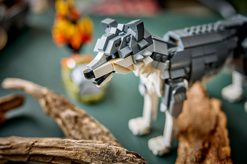 LEGO CREATOR 3 IN 1 31393 Forest Animals: Gray Wolf