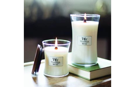 WoodWick White Teak wax candle Cylinder Cedarwood, Oak wood, Oakmoss, Sandalwood 1 pc(s)