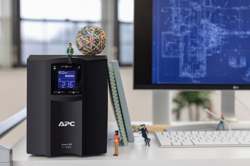 APC Smart-UPS SMC1000IC - UPS - AC 220/230/240 V - 600 watt - 1000 VA - USB - output connectors: 8 - black