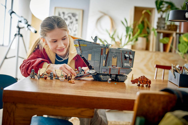 LEGO STAR WARS 75453 Offworld Sandcrawler and Mudhorn