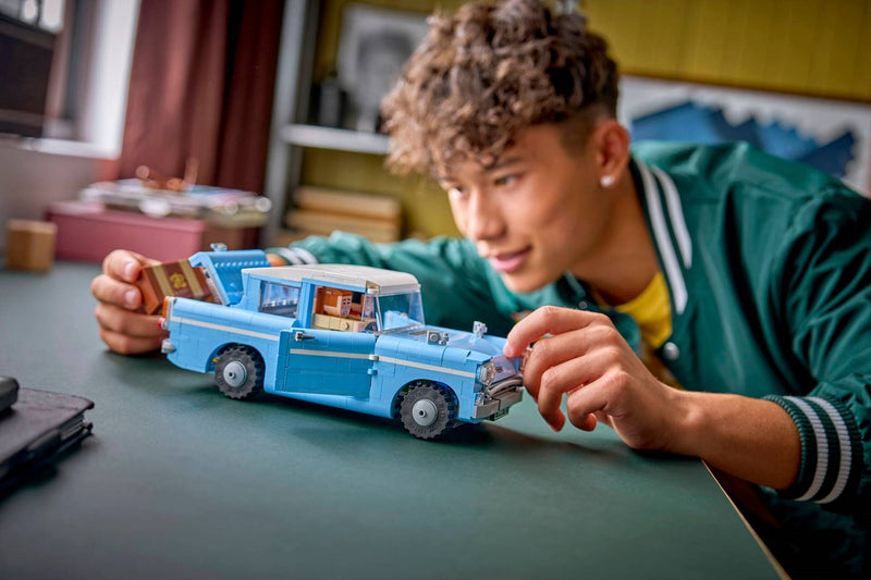 LEGO 76470 Harry Potter Fliegender Ford Anglia