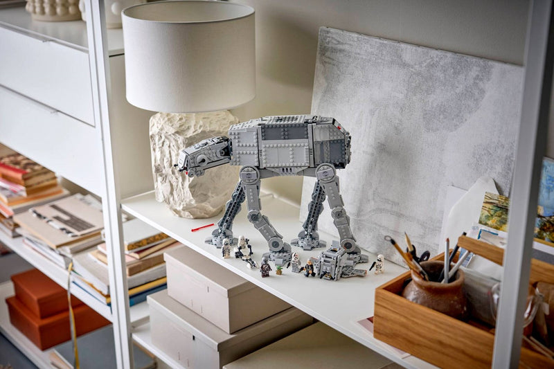 LEGO STAR WARS 75454 Imperial Remnant AT-AT with INT-4