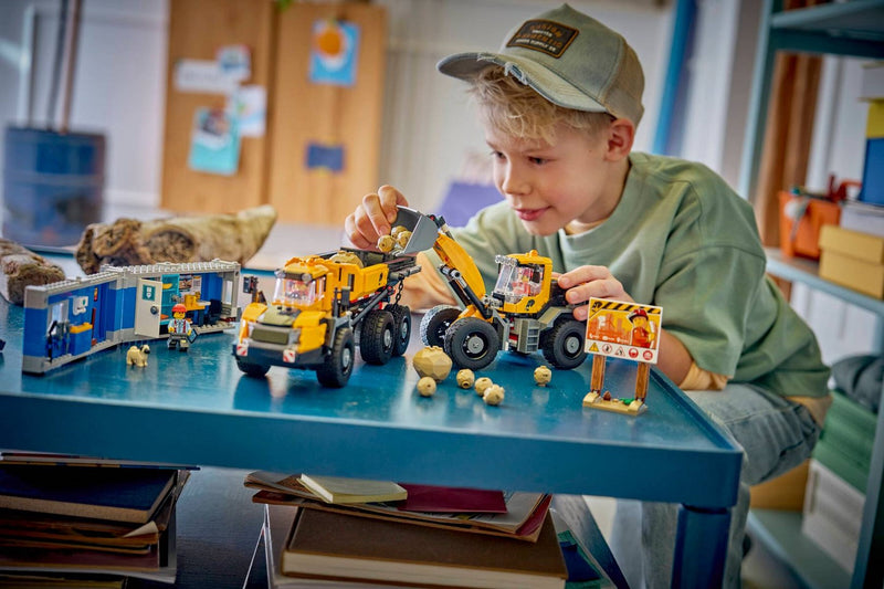 LEGO CITY 60494 Dump Truck and Front End Loader