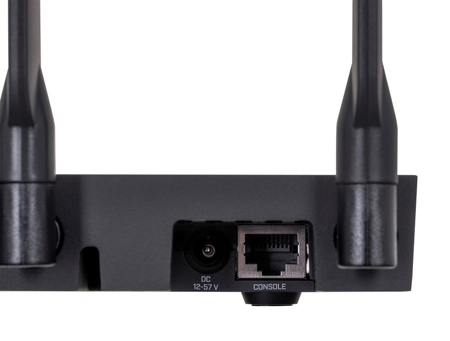 Mikrotik RB4011iGS+5HacQ2HnD-IN wireless router Gigabit Ethernet Dual-band (2.4 GHz / 5 GHz) Black