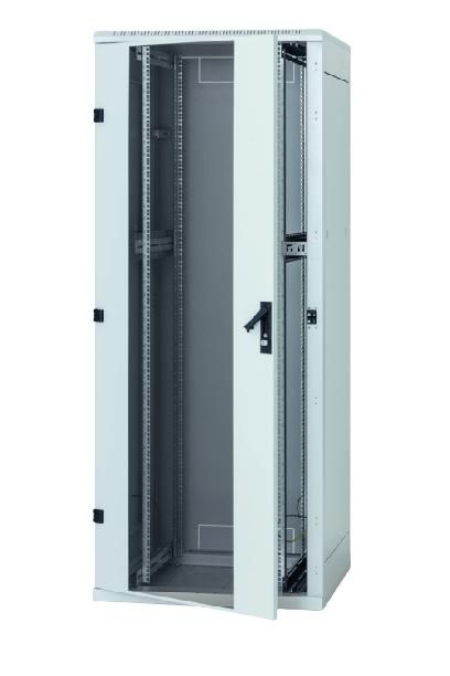 Cabinet 32U Freestanding Rack
