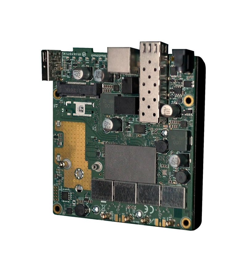 Z MikroTik L23UGSR-5HaxD2HaxD