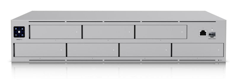 2.5/3.5" drive bays and 10